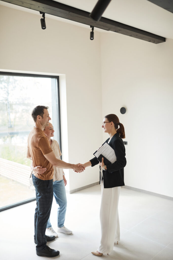 people coming to an agreement in home